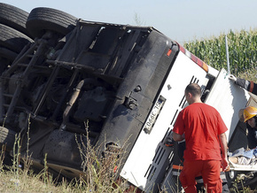  Египте автобус столкнулся с грузовиком: 16 человек погибли
